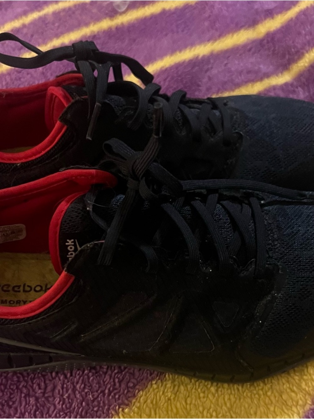 Reebok Women Black Athletic Shoes with Red Interior